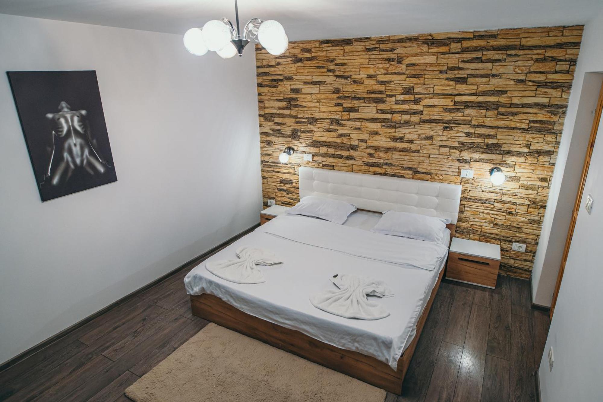Insomnia Studio โดรเบตา-ตูร์นู เซเวริน ภายนอก รูปภาพ
