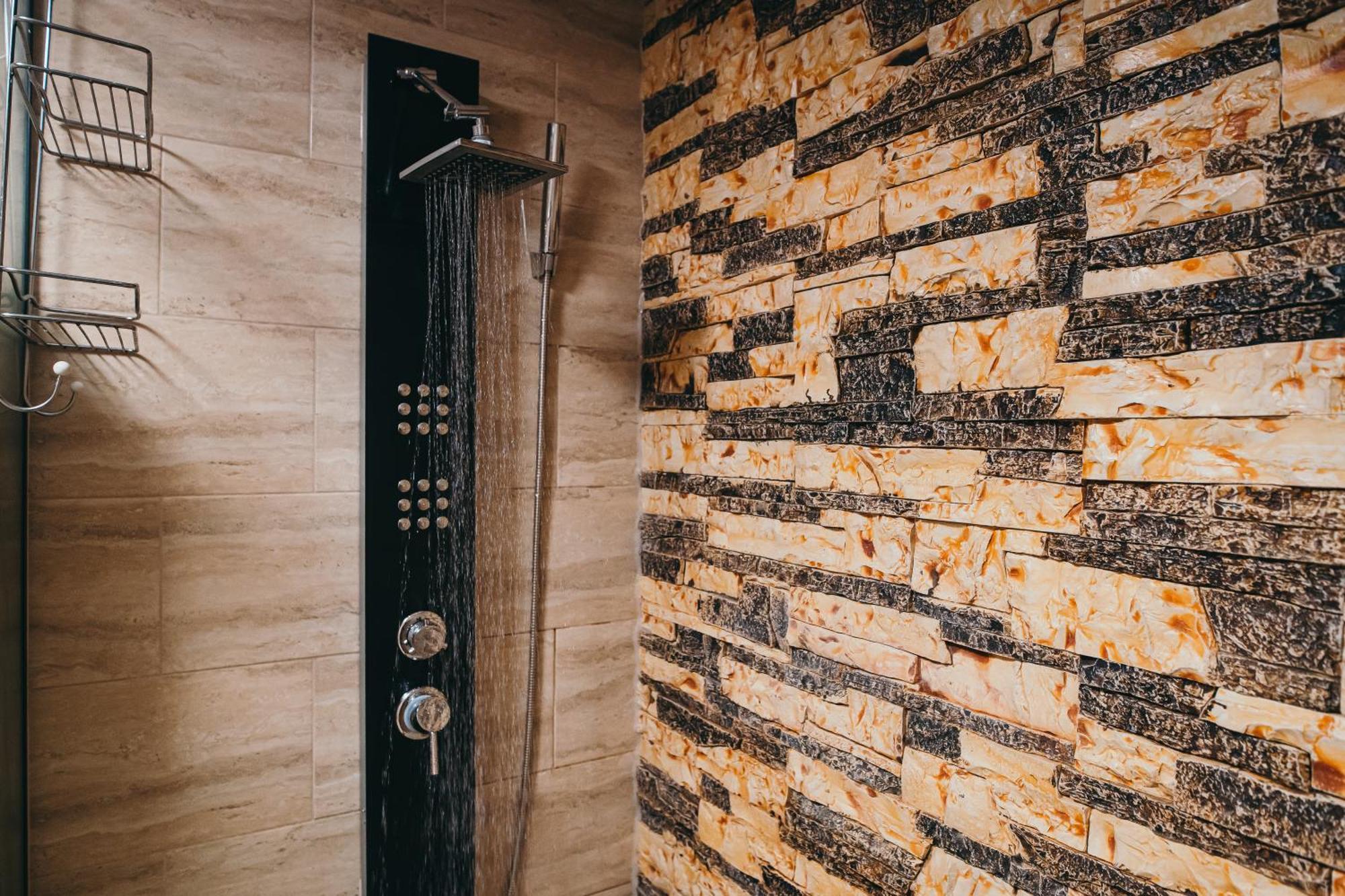 Insomnia Studio โดรเบตา-ตูร์นู เซเวริน ภายนอก รูปภาพ